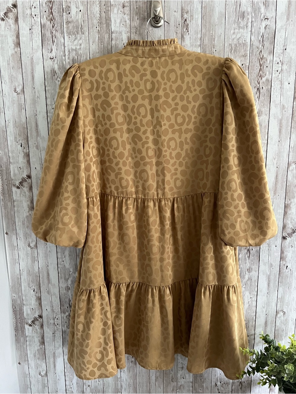 Emily McCarthy Frankie Animal Print Jacquard Puff Sleeve Tiered Dress Medium - Picture 2 of 6